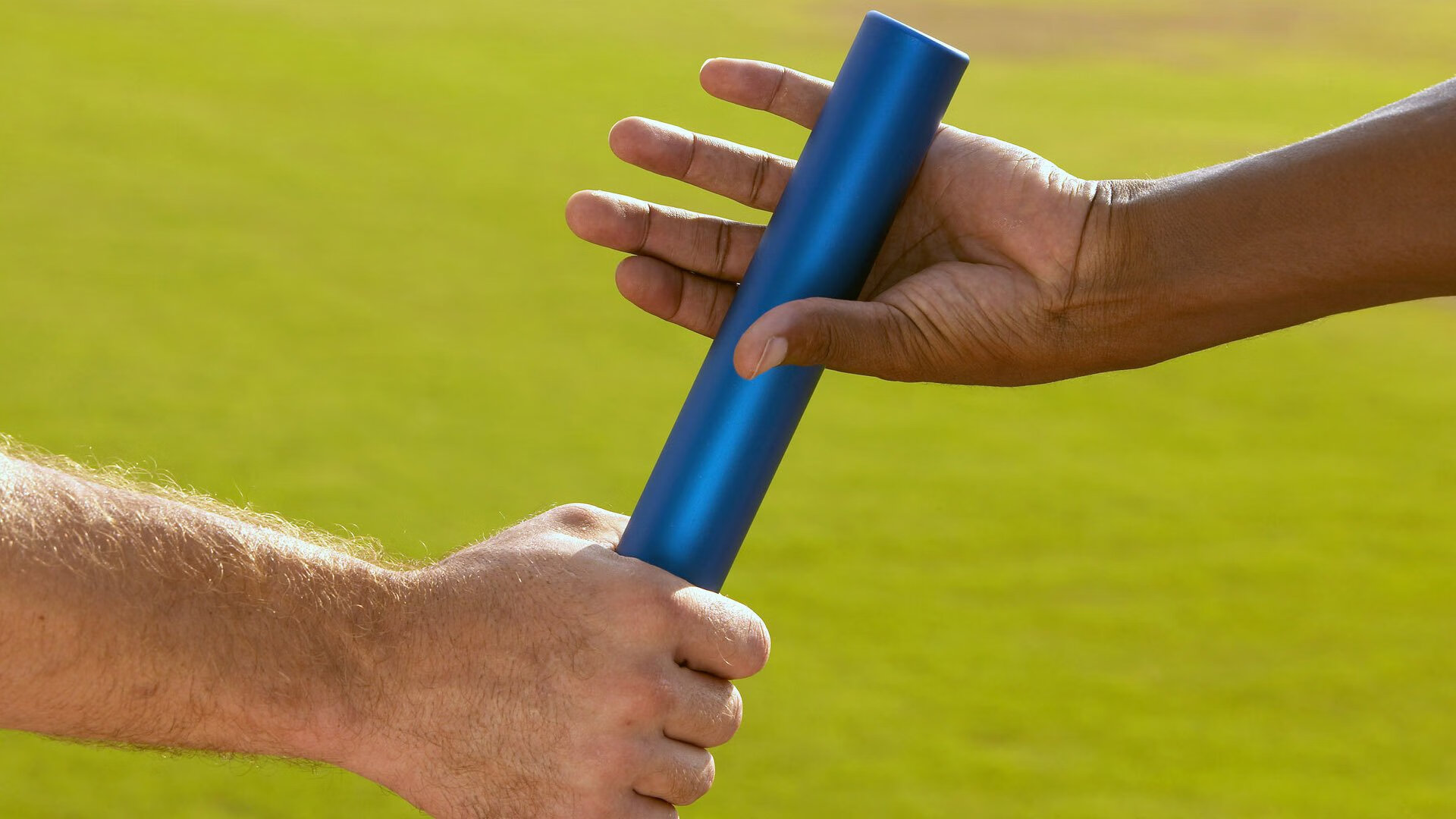 《王者荣耀》荣耀之巅,冠军之争激烈升级!