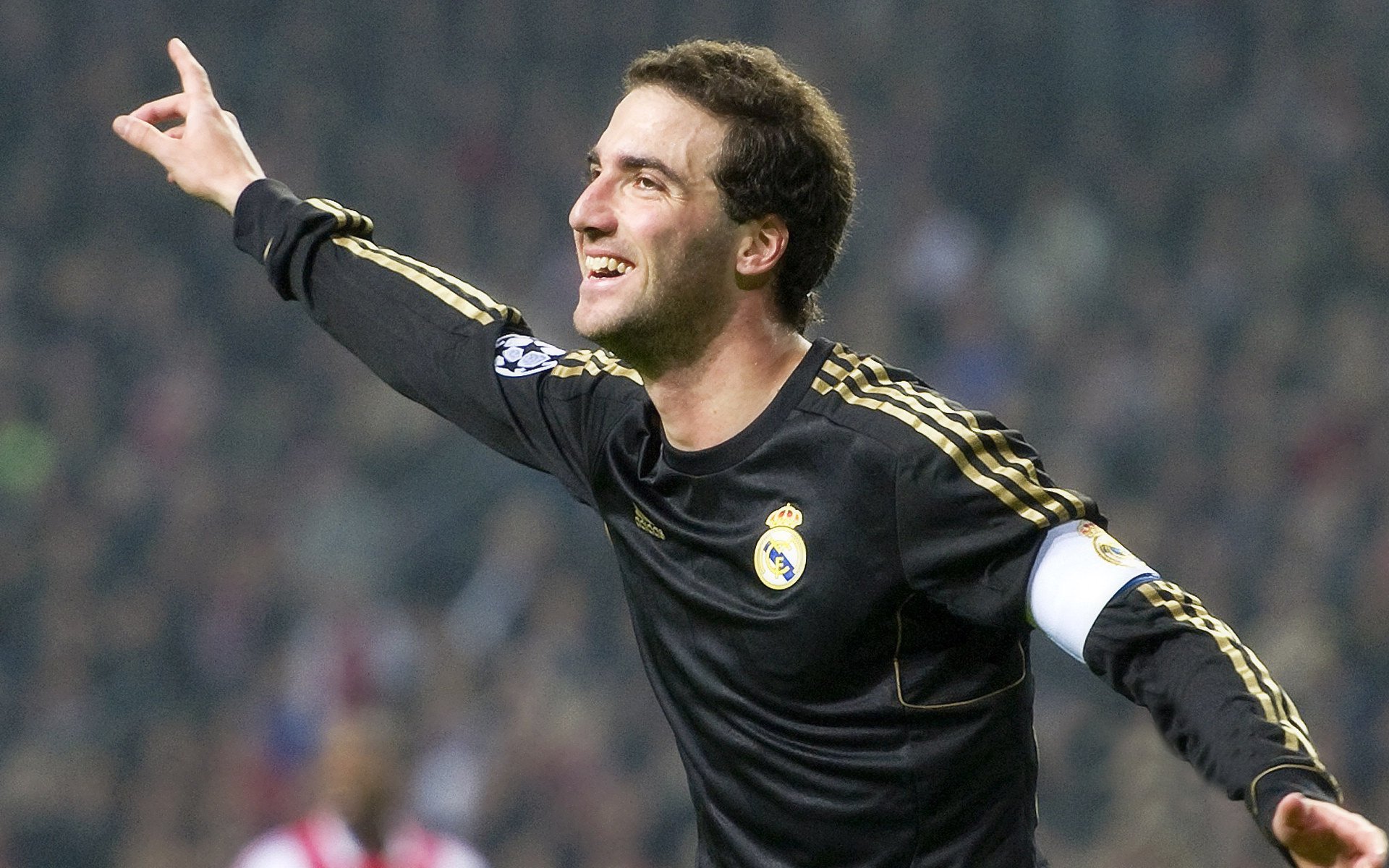 创造奇迹,线上线下时代的结合!